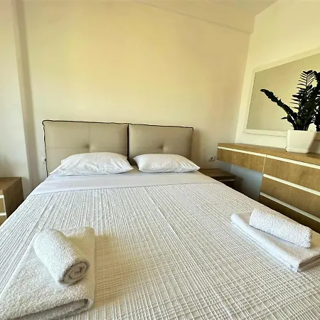 Apartament Trea - Despacito Aulona Park *